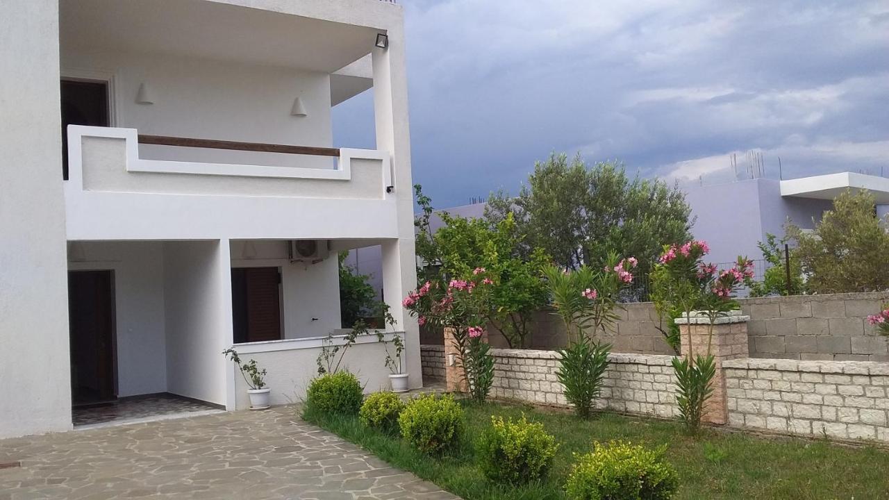 Mihal Suites ซารานเดอ ภายนอก รูปภาพ