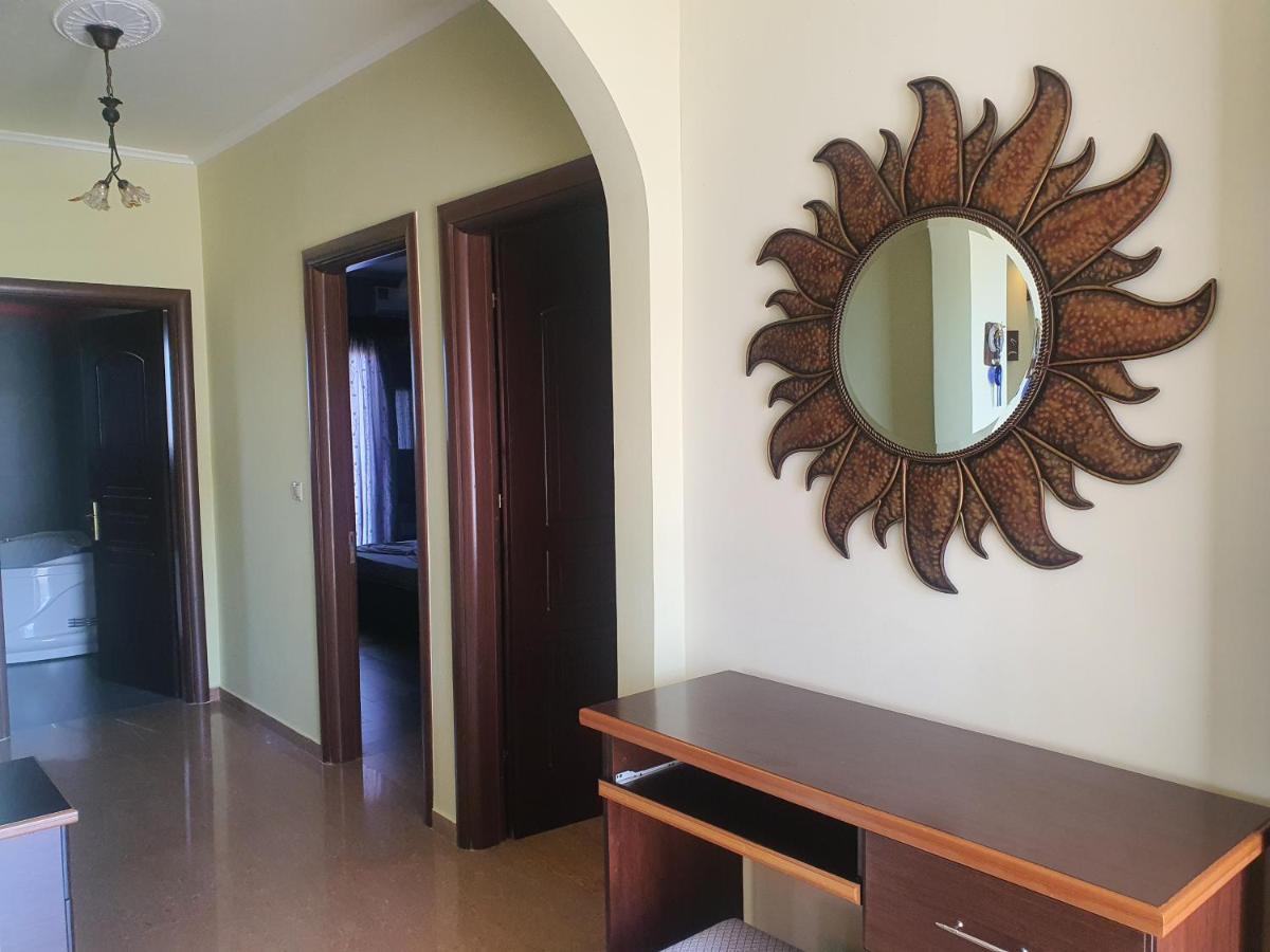 Mihal Suites ซารานเดอ ภายนอก รูปภาพ