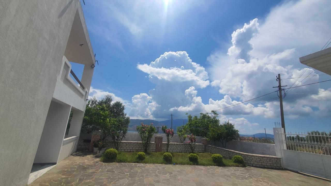 Mihal Suites ซารานเดอ ภายนอก รูปภาพ