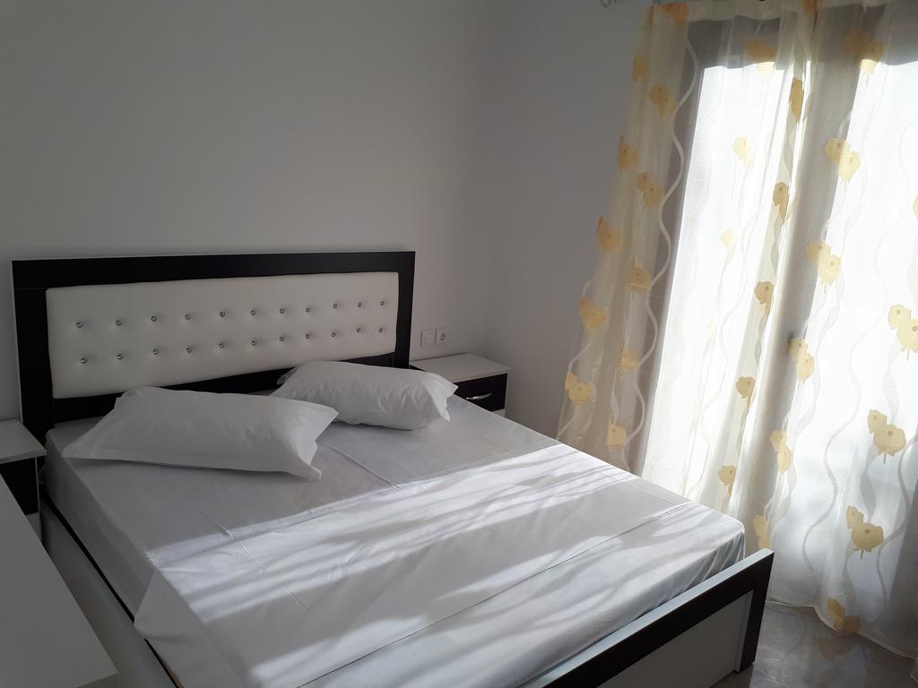 Mihal Suites ซารานเดอ ภายนอก รูปภาพ