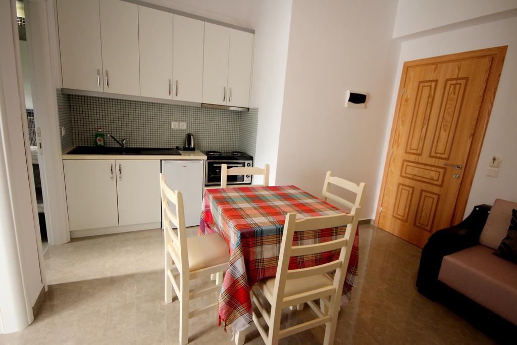 Mihal Suites ซารานเดอ ภายนอก รูปภาพ